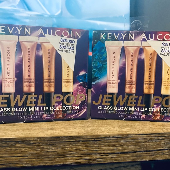 Makeup bundle - Picture 6 of 7